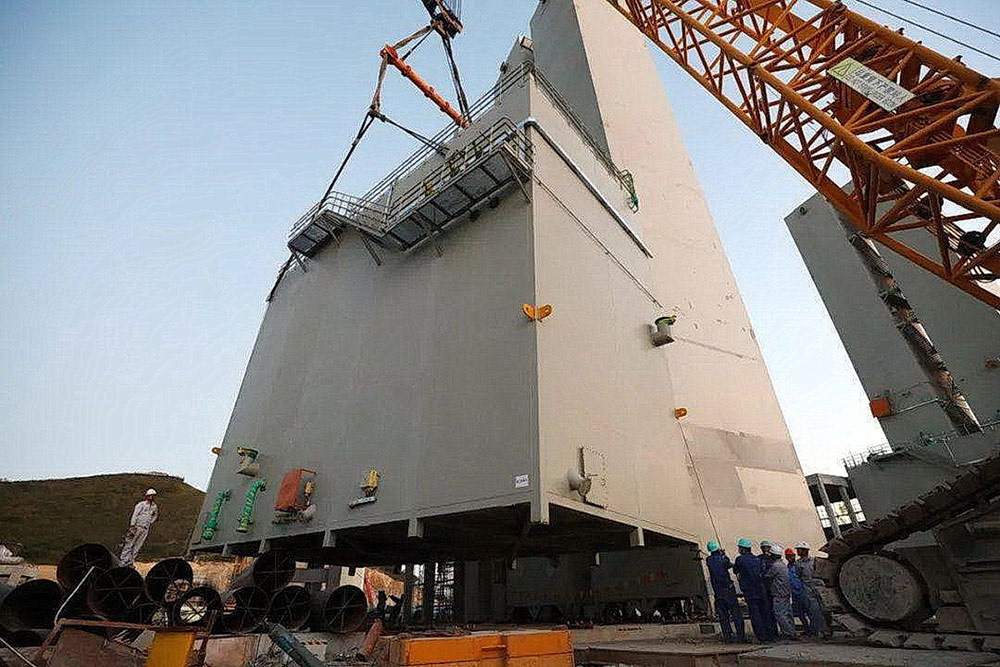 3.应用成片组对整体安装技术建造大型空分冷箱结构.jpg